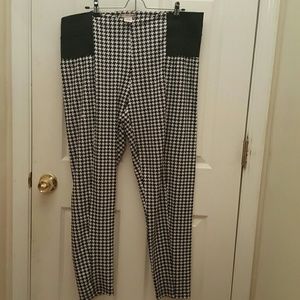 Houndstooth Leggings